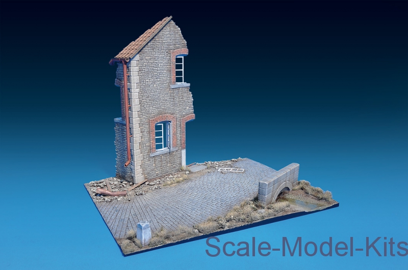 MiniArt - 1/35 MiniArt 36024 - Ardennes street - plastic scale model kit in  1:35 scale (MA36024)//Scale-Model-Kits.com