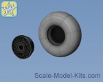 NS48123-a Wheels set for Focke-Wulf 190 A/F/G early main disk (with hole) with late (smooth)